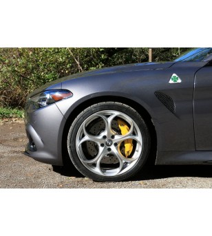 Alfa Romeo Giulia wheel- 19x9 5 hole-Bright Silver
